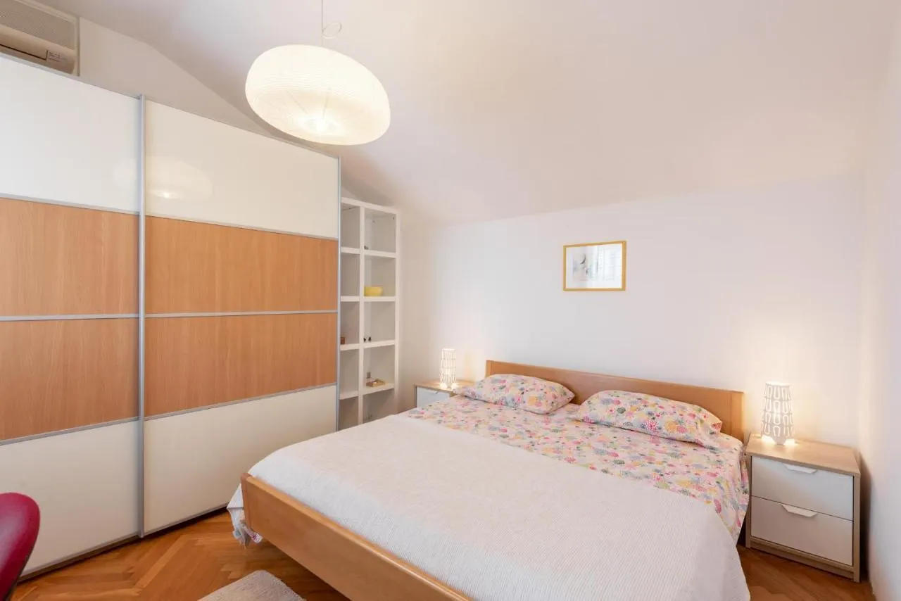 Apartment Anna 2 Pula Croatia