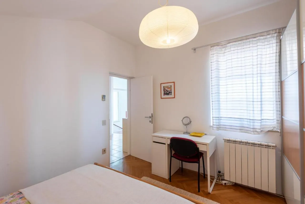 Apartment Anna 2 Pula
